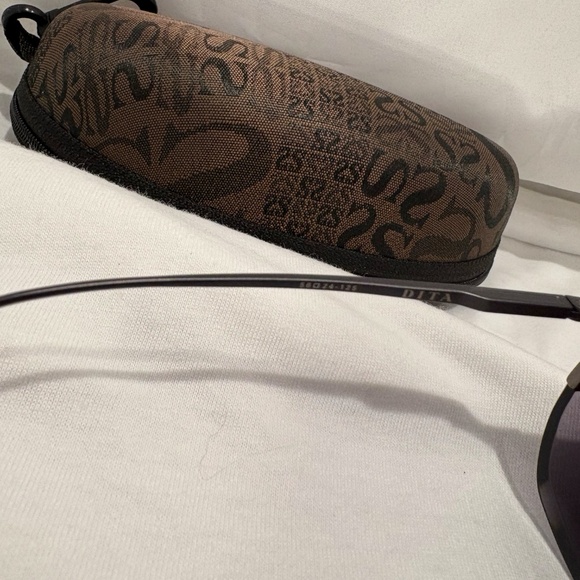 NEW! DITA NACHT-ONE DT108; BLACK & TRANSLUCENT BLACK FRAMES WIT GREY LENS. - Picture 7 of 8